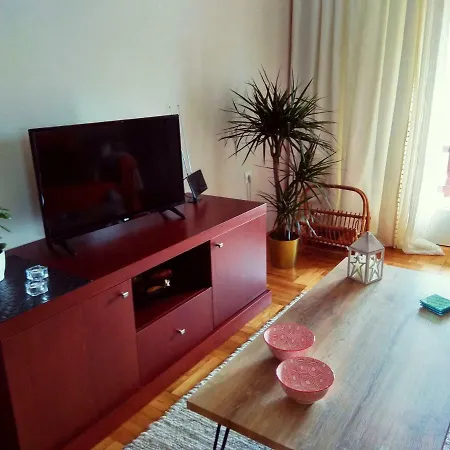 Cozy 2bedroom In Apartment *